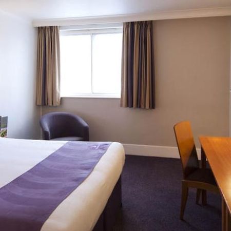 Premier Inn Glasgow East Kilbride - Peel Park 外观 照片