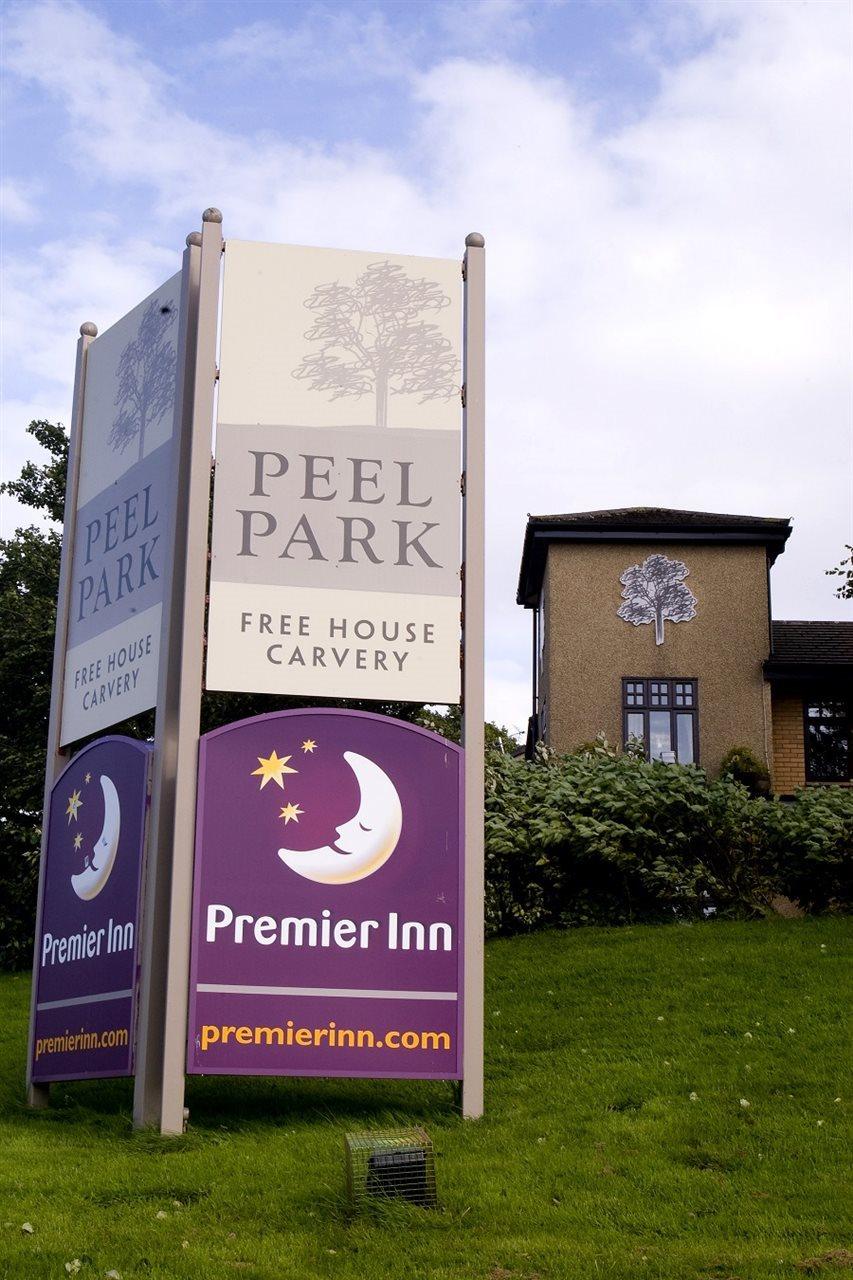 Premier Inn Glasgow East Kilbride - Peel Park 外观 照片