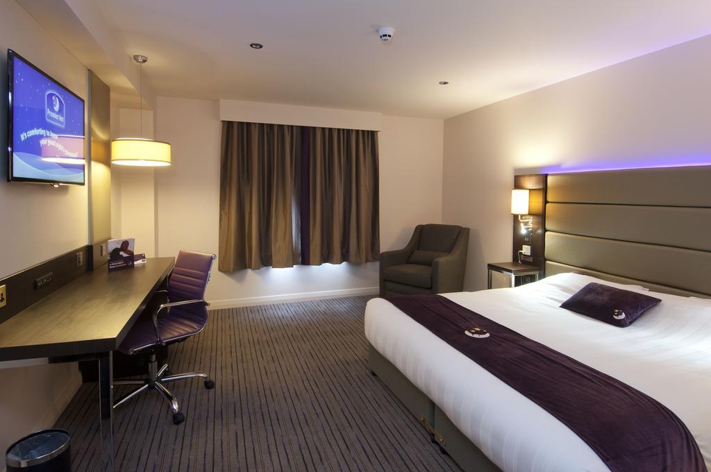 Premier Inn Glasgow East Kilbride - Peel Park 外观 照片